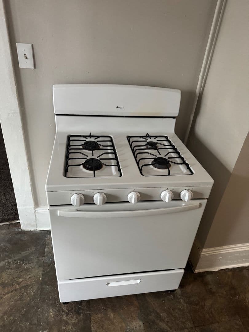 CLEVELAND Apartment: 10808 St Clair Ave