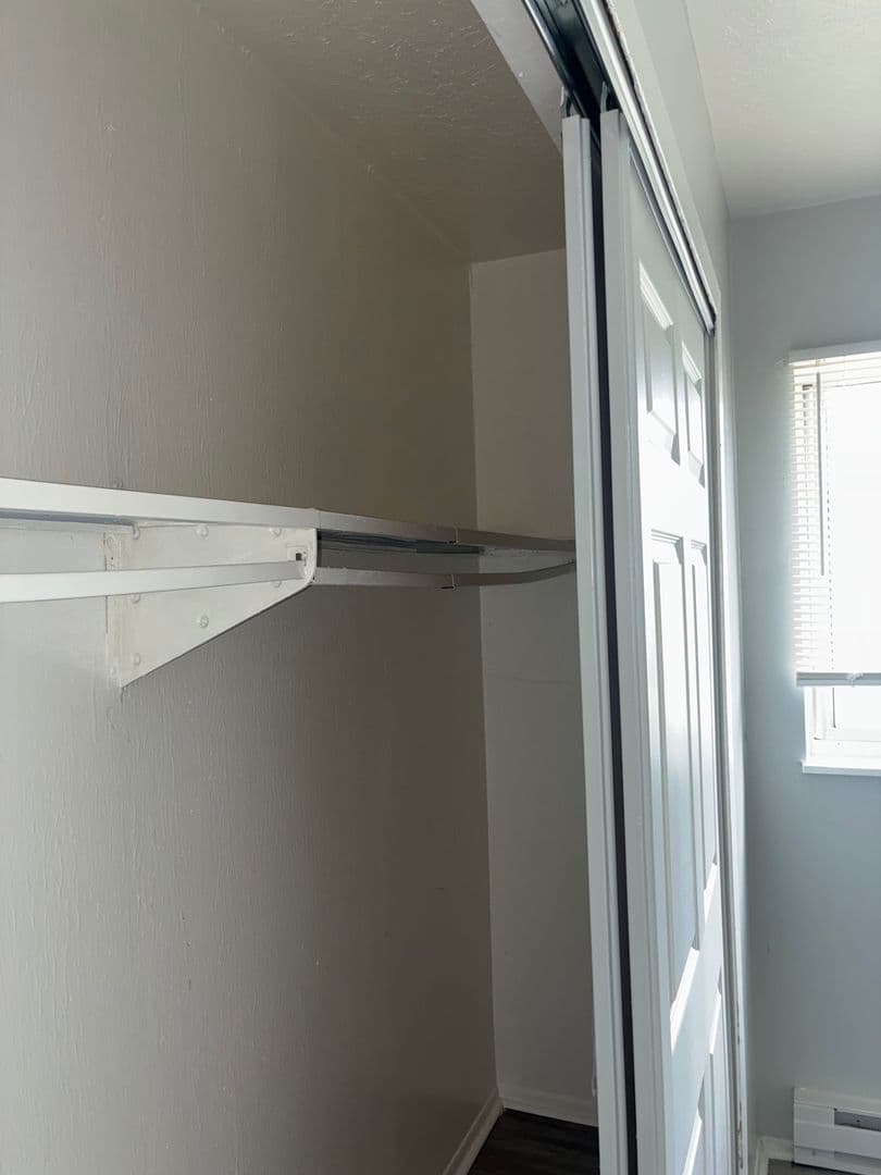 Lorain Apartment: 1545 Fillmore Ave
