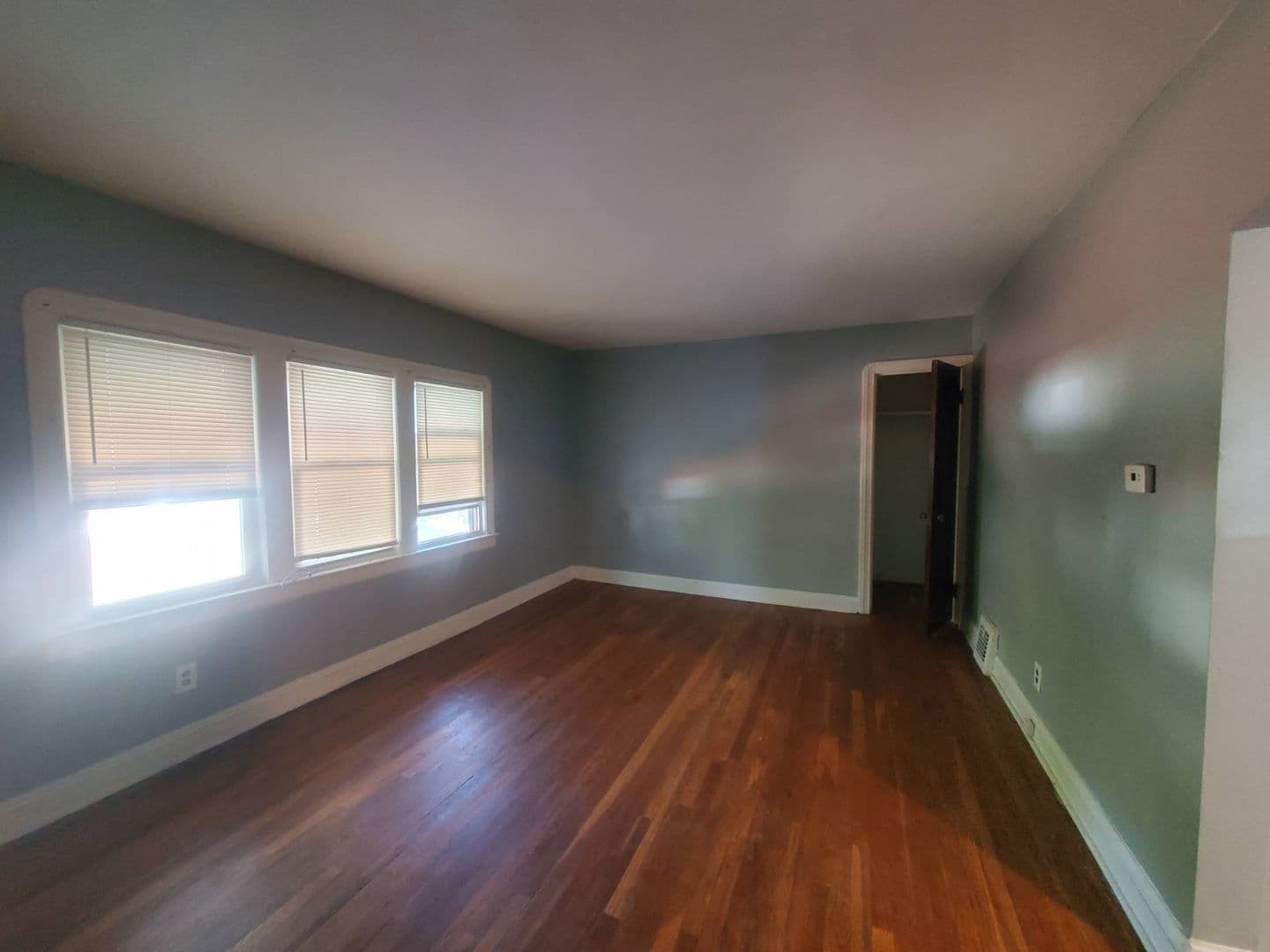 CLEVELAND Apartment: 3243 W 115 ST