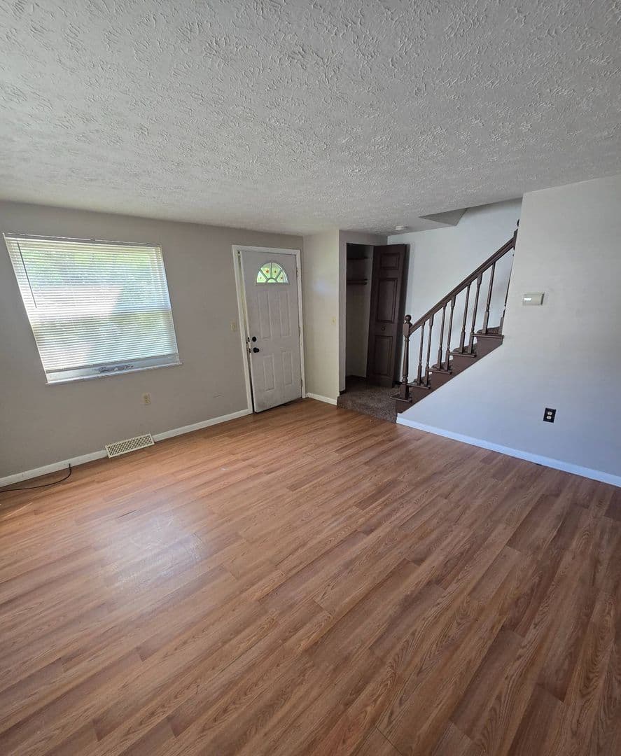 Canton Apartment: 5083 -5085 Quincy St NW
