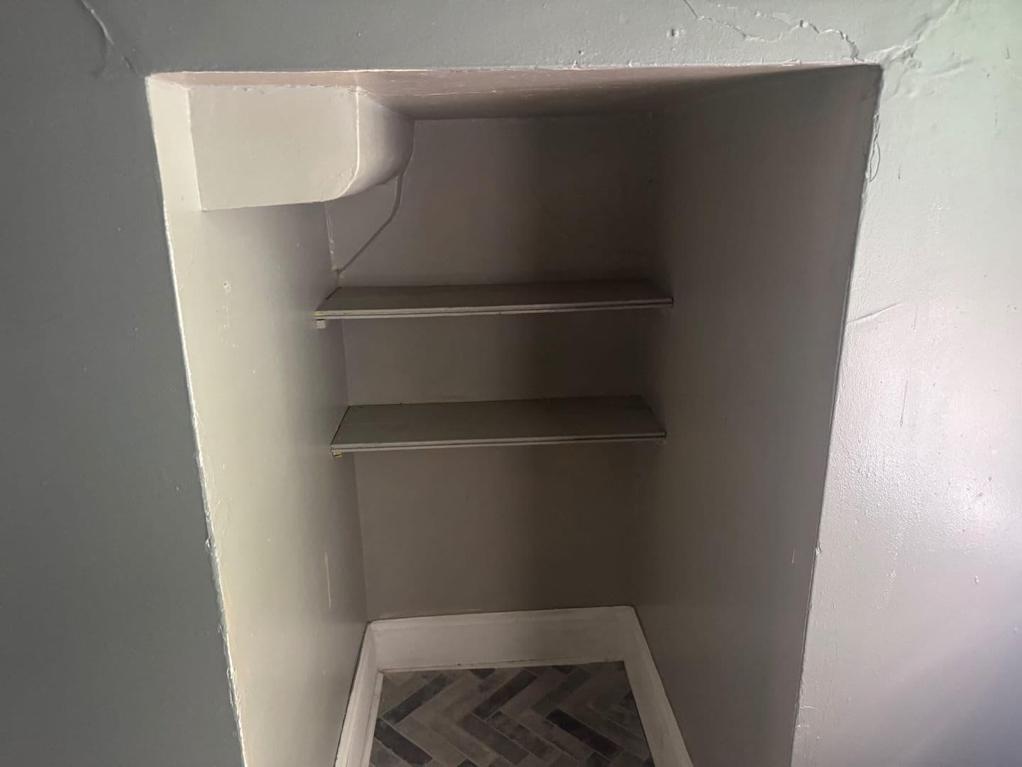 Cleveland Apartment: 3037 E 121st St