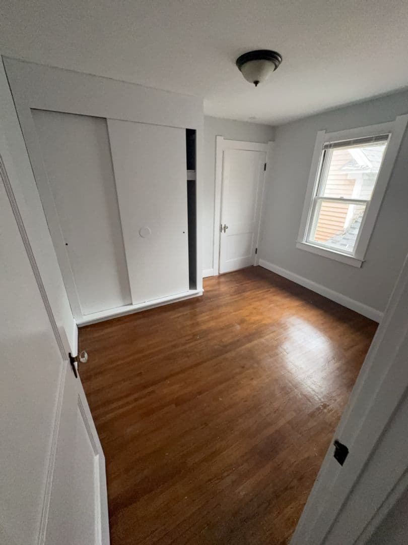 Toledo Apartment: 960 W Delaware Ave