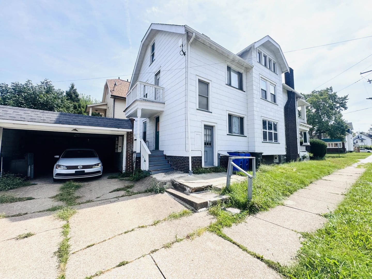 Cleveland Apartment: 10916 Parkhurst Drive