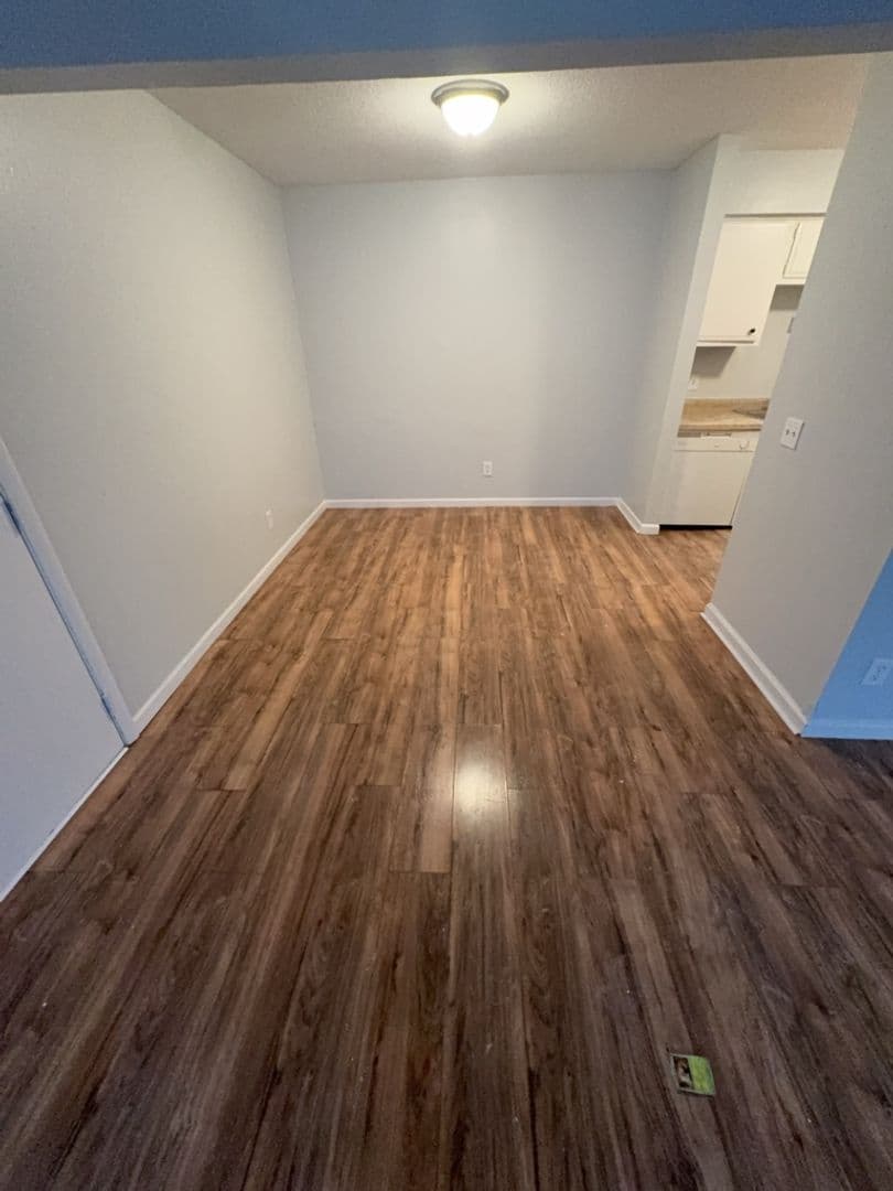 Toledo Apartment: 1509 Brooke Park Dr