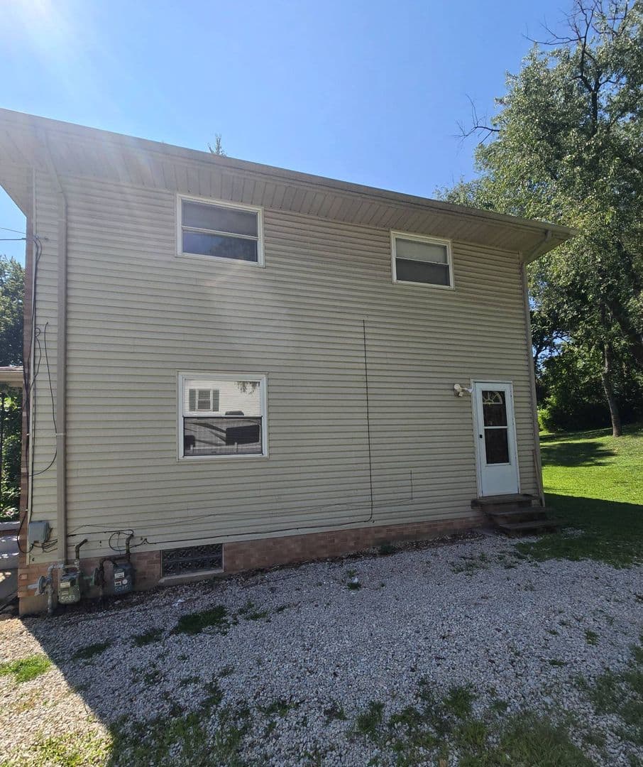 Canton Apartment: 5083 -5085 Quincy St NW