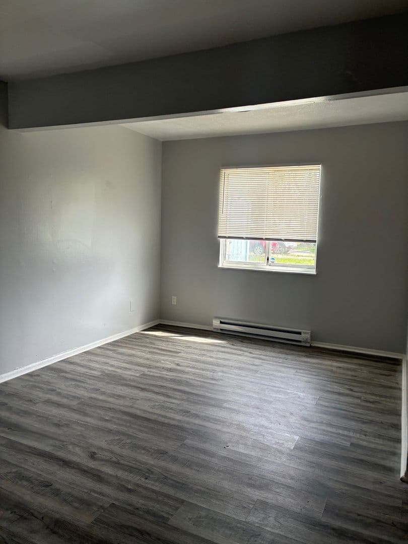 Lorain Apartment: 1545 Fillmore Ave