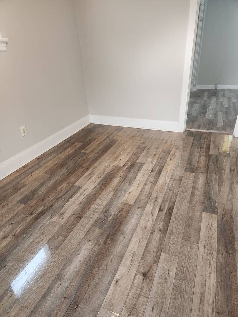 Cleveland House: 13611 Chapelside Avenue