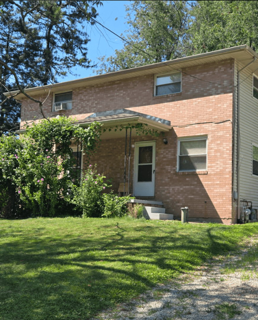 Canton Apartment: 5083 -5085 Quincy St NW