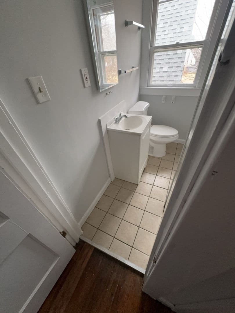 Toledo Apartment: 960 W Delaware Ave