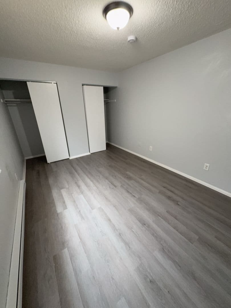 Toledo Apartment: 1540 Brooke Park Dr