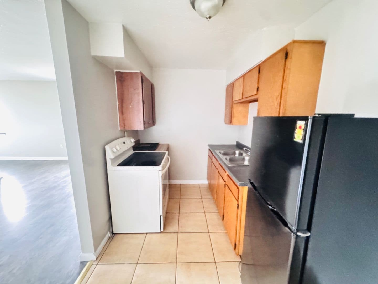 Brooklyn Apartment: 4320 Ridge Rd