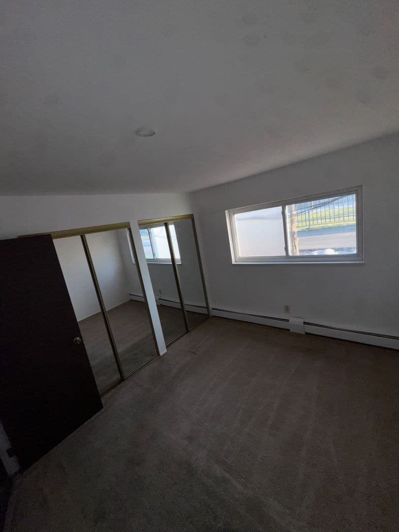 Cleveland Apartment: 5058 BROADWAY AVE