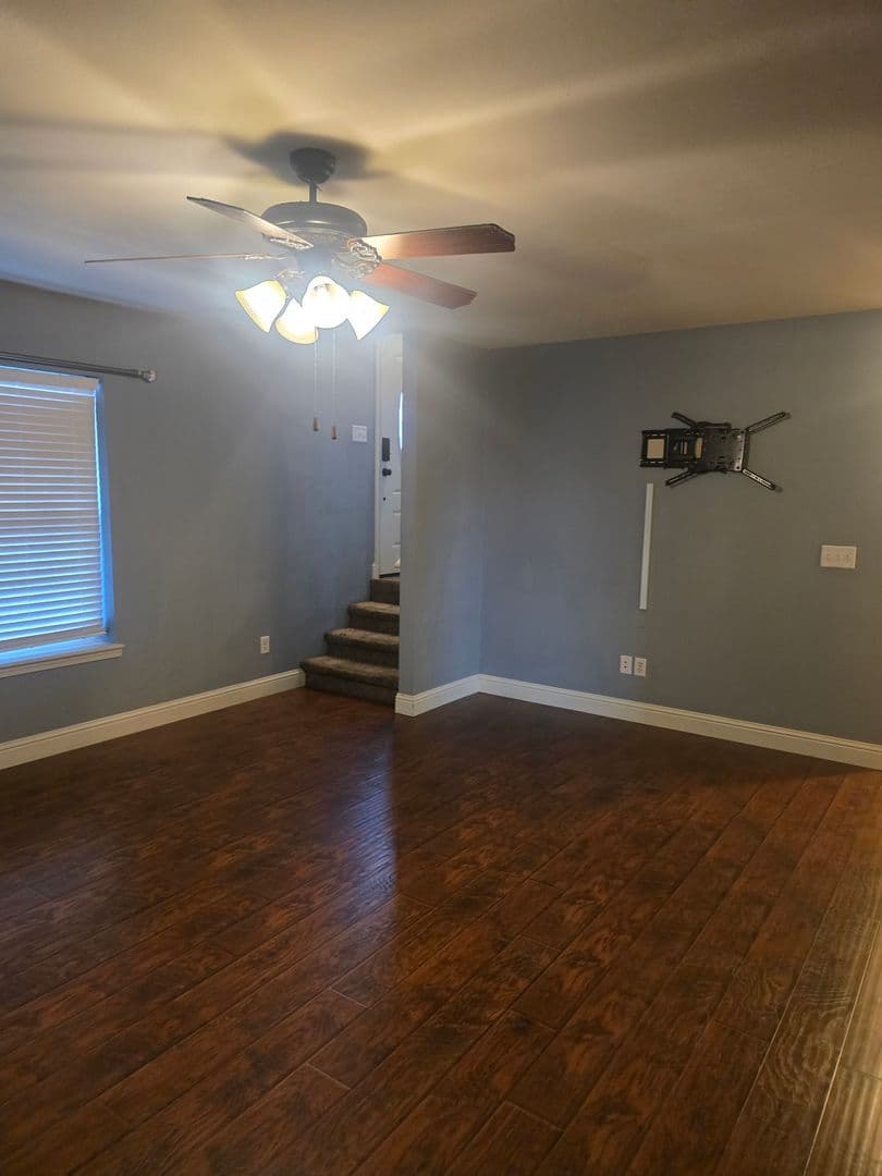 Waynesville House: 102 Mary Catherine St