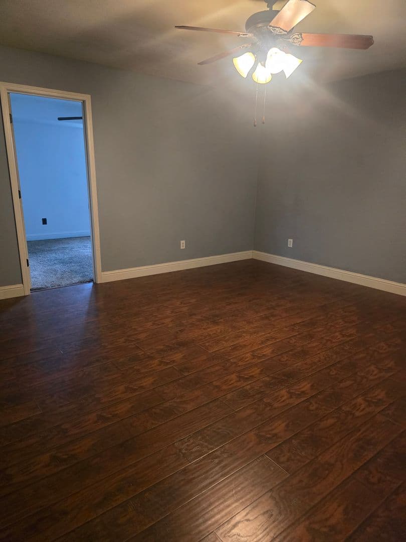 Waynesville House: 102 Mary Catherine St