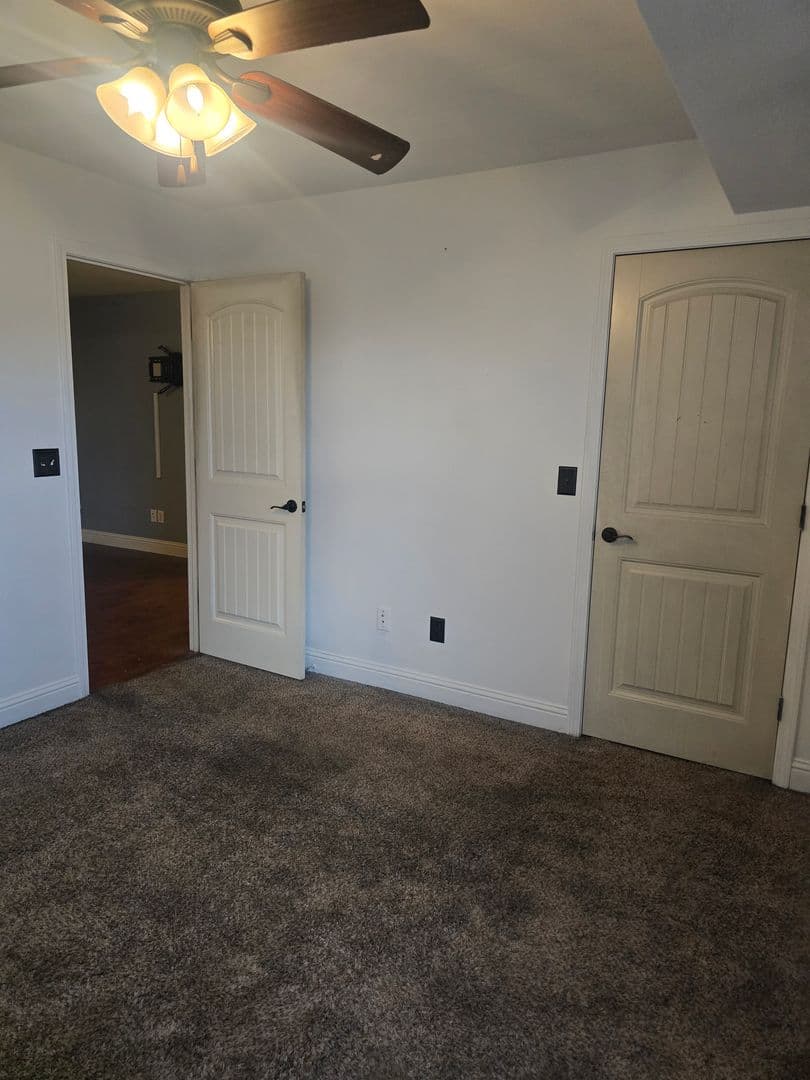 Waynesville House: 102 Mary Catherine St