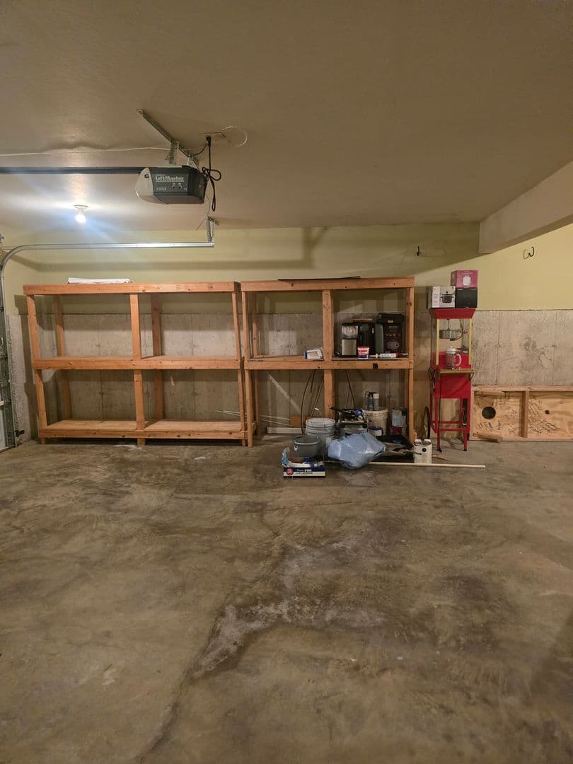 Waynesville House: 102 Mary Catherine St