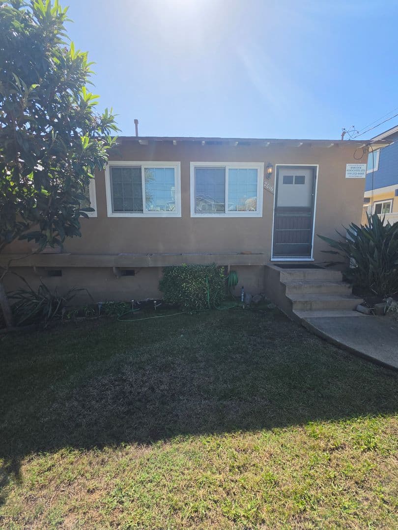 Redondo  Beach Apartment: 2016 Speyer Lane