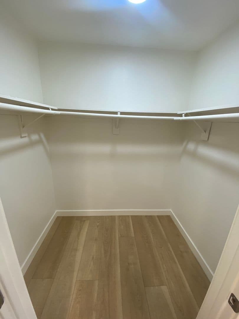 Torrance Apartment: 1652 W. 204th Street