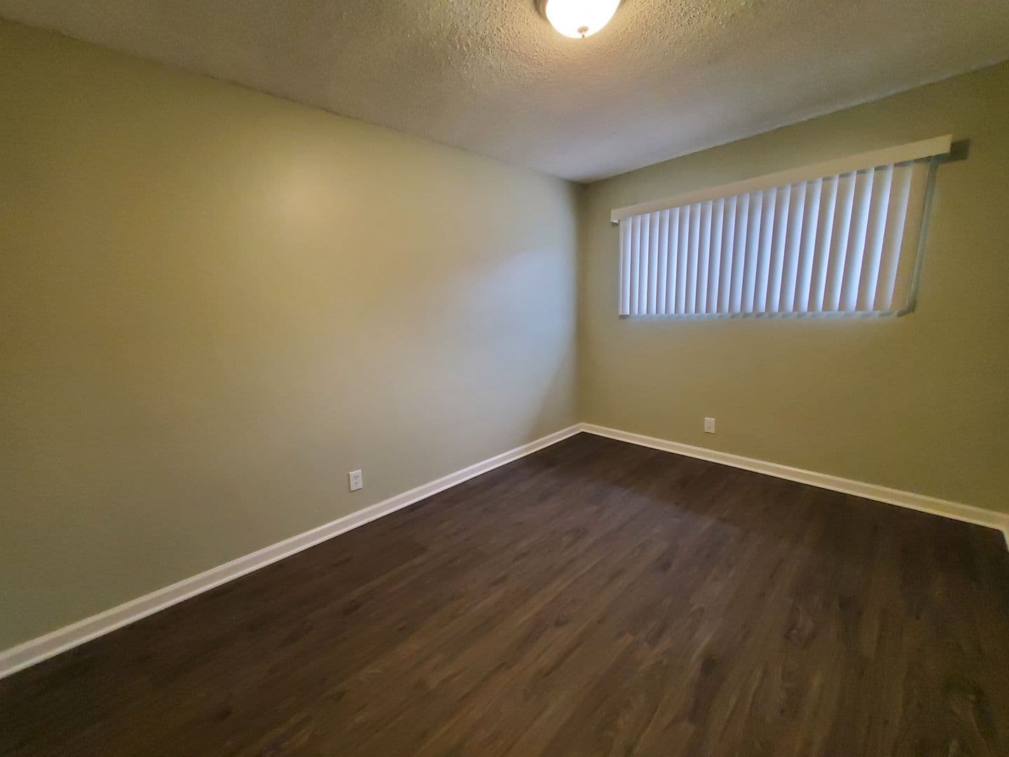 Gardena Apartment: 1165-1171 W. 166th Street