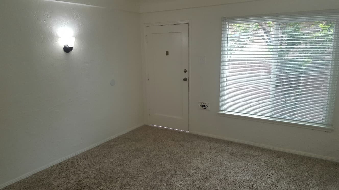 San Pedro Apartment: 785-789 1/2 W. 15th Street