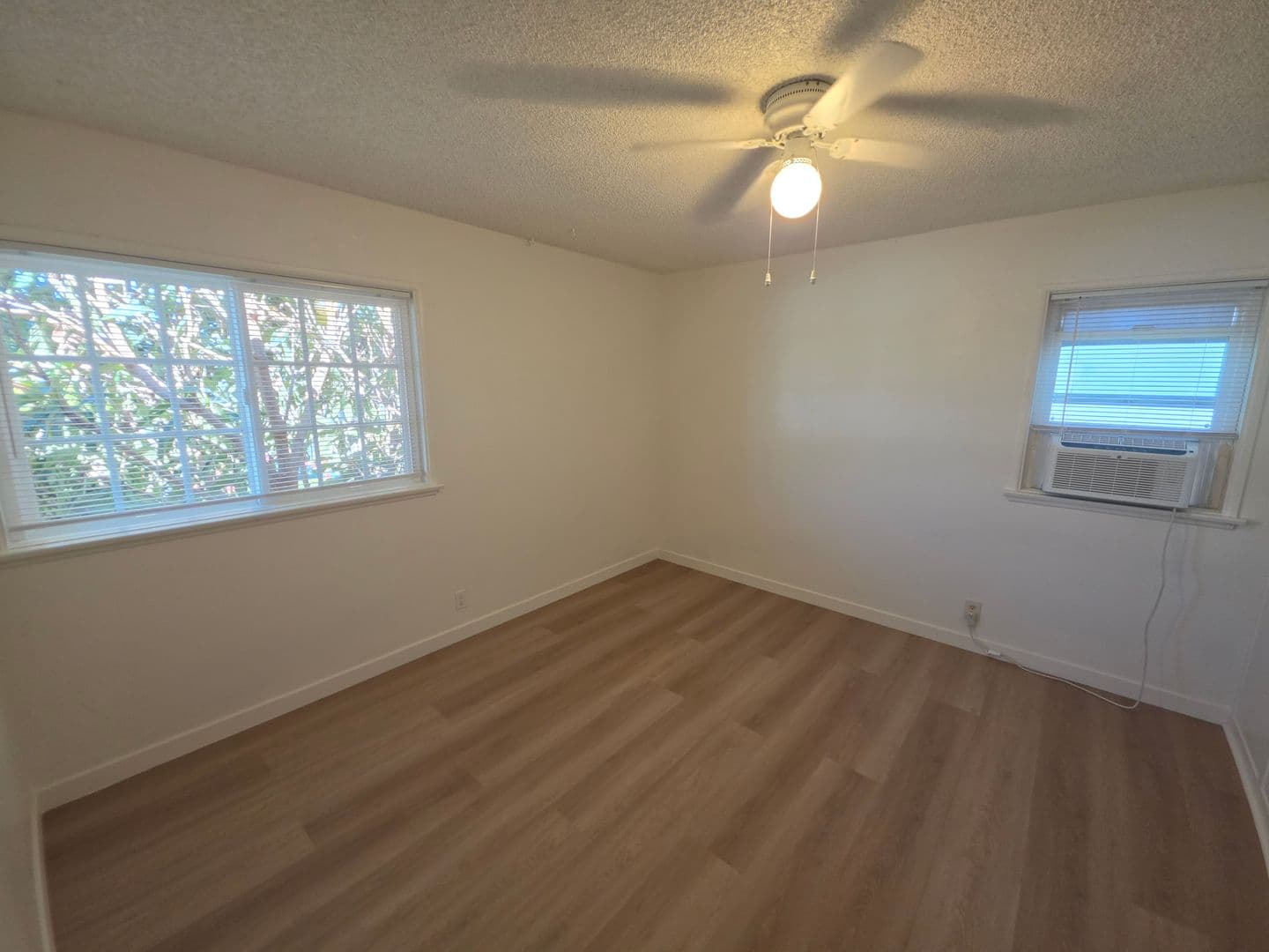 Redondo  Beach Apartment: 2016 Speyer Lane
