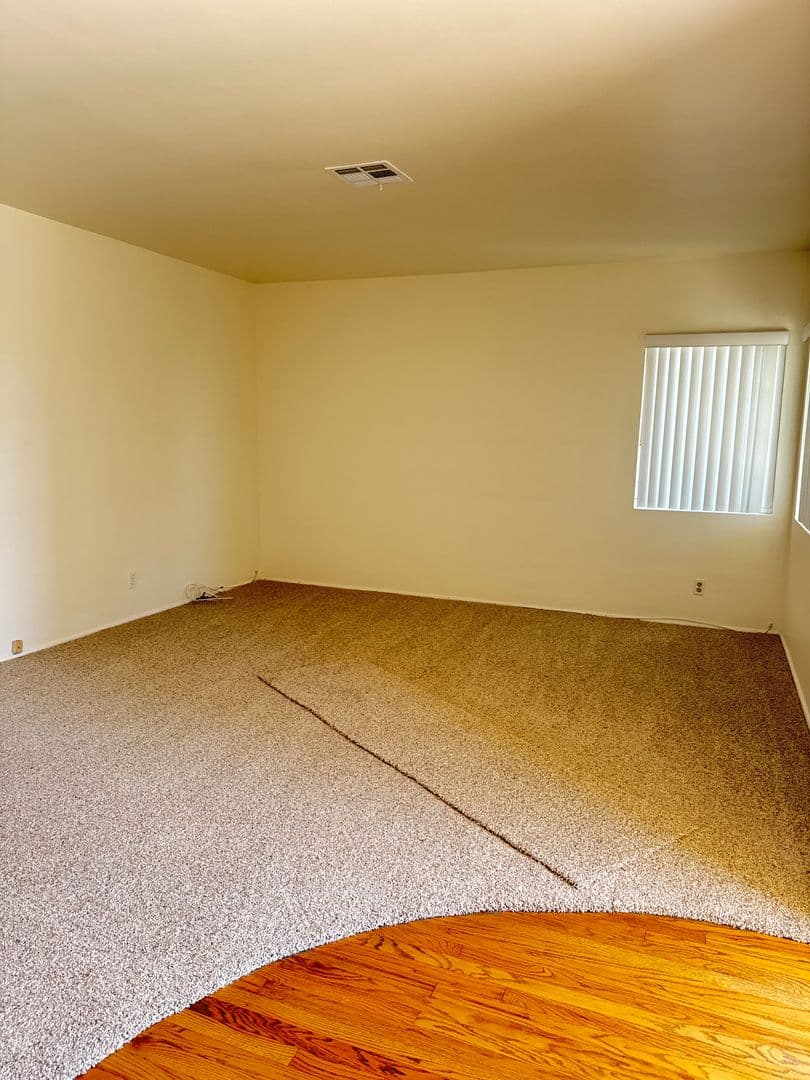 San Pedro Apartment: 570-574 W. 18th Street
