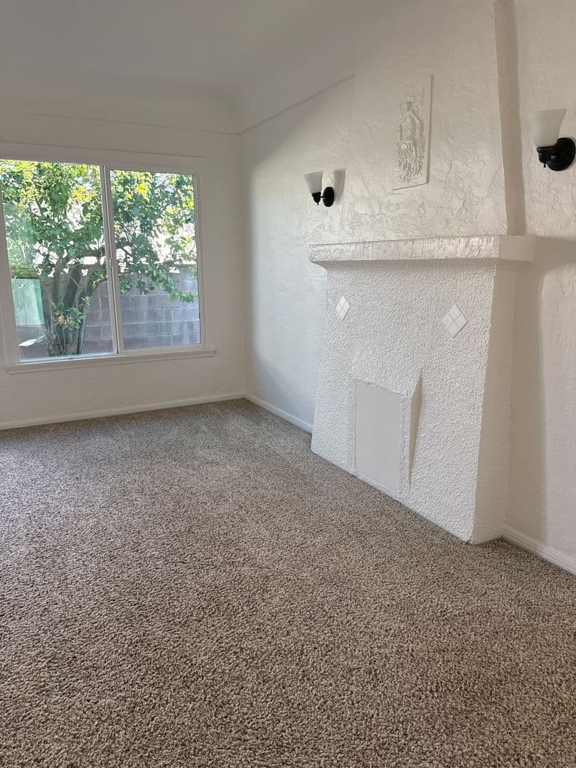 San Pedro Apartment: 785-789 1/2 W. 15th Street