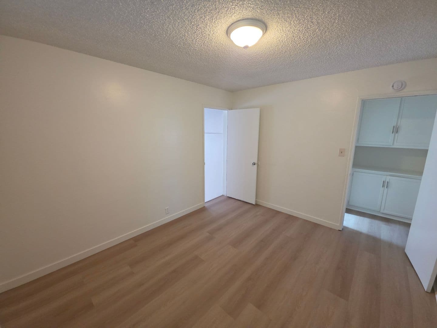 Redondo  Beach Apartment: 2016 Speyer Lane