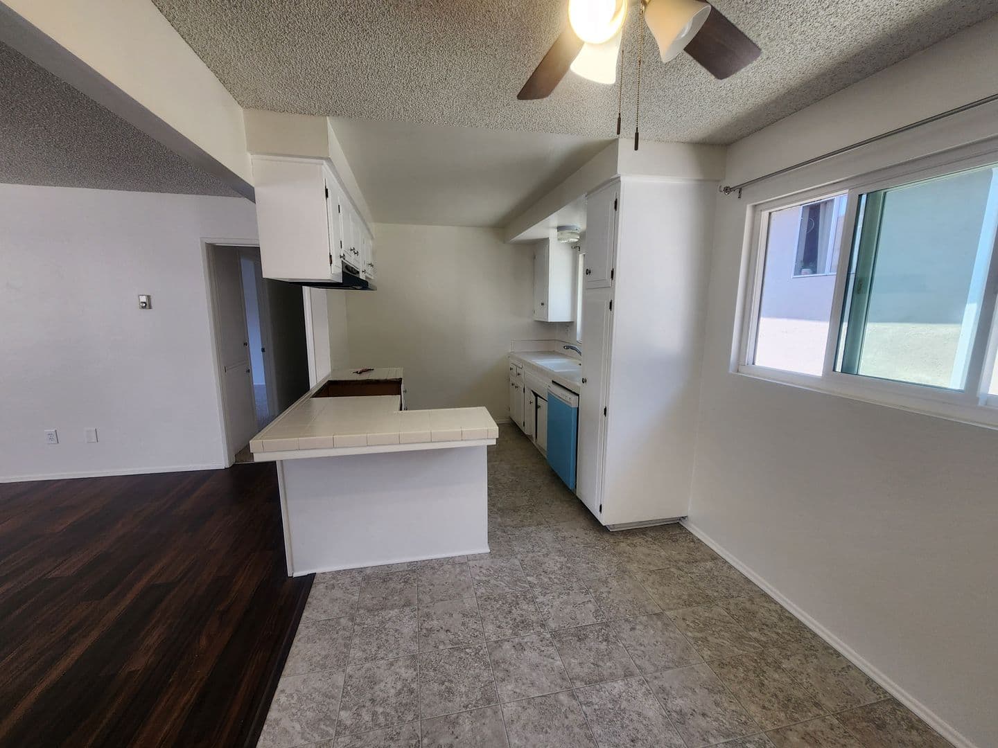 Redondo Beach Apartment: 1219 Amethyst St  #A-D