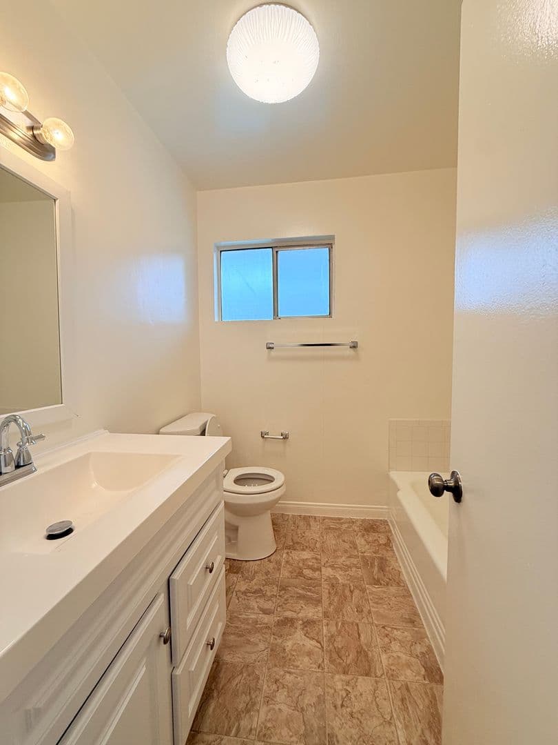 Torrance Apartment: 3455 Emerald Street