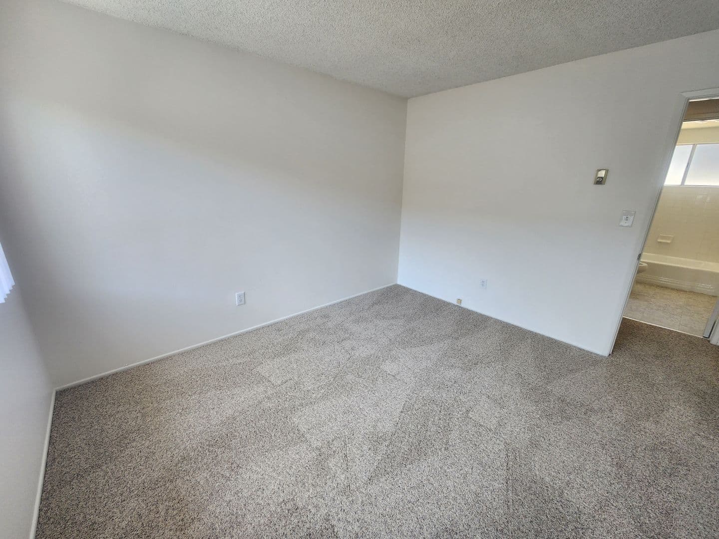 Redondo Beach Apartment: 1219 Amethyst St  #A-D