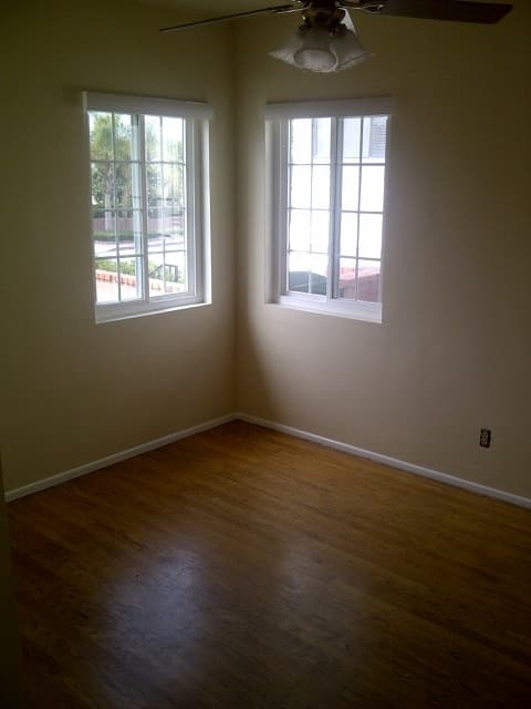 San Pedro Apartment: 570-574 W. 18th Street