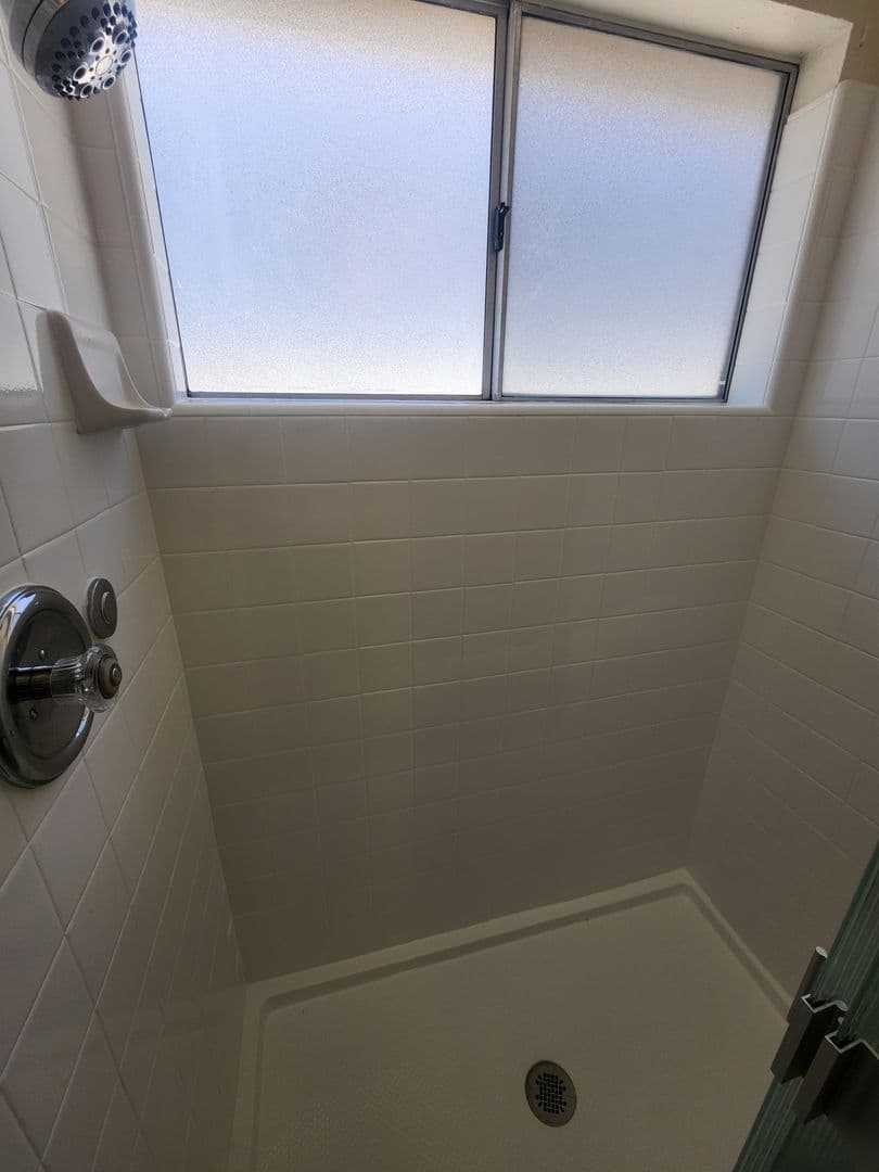 Redondo Beach Apartment: 1219 Amethyst St  #A-D
