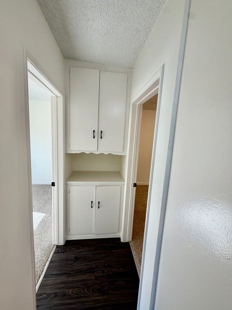 Redondo Beach Apartment: 2520-2522 Mathews Ave.