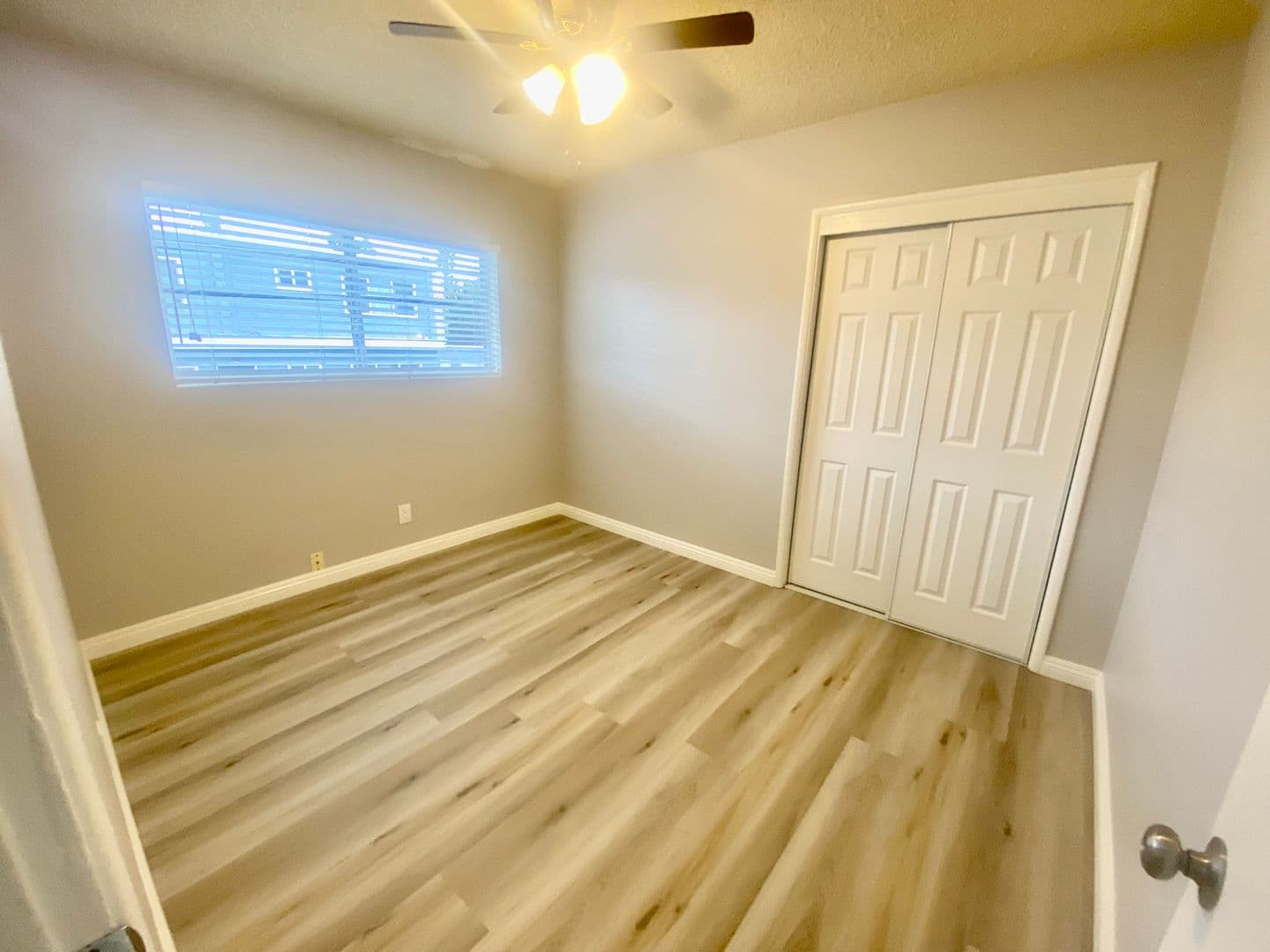 Redondo Beach Apartment: 2520-2522 Mathews Ave.