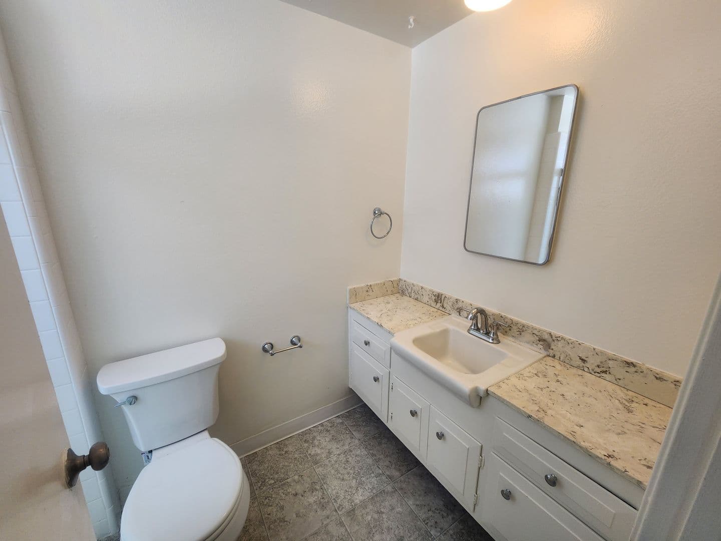 Redondo Beach Apartment: 1219 Amethyst St  #A-D