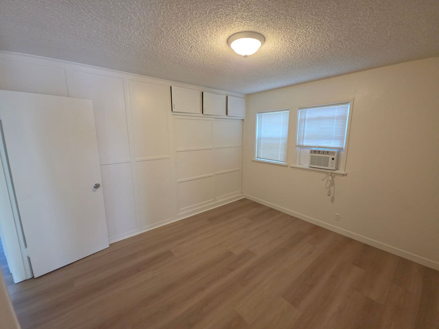 Redondo  Beach Apartment: 2016 Speyer Lane