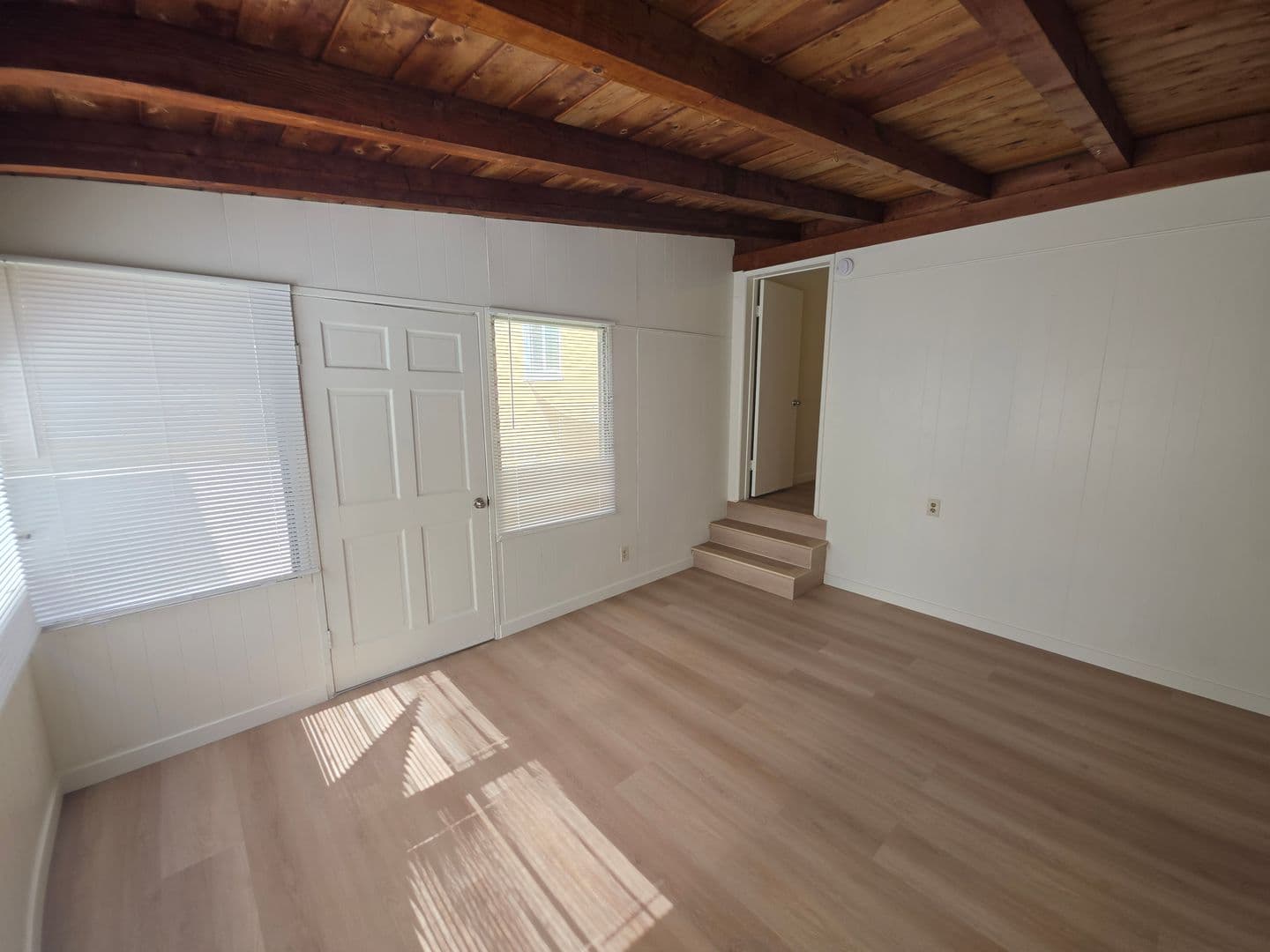 Redondo  Beach Apartment: 2016 Speyer Lane