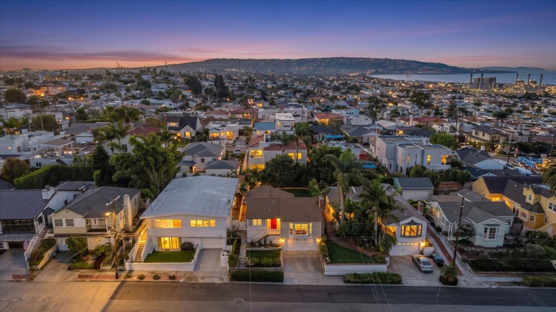 Hermosa Beach House: 1026 9th Street