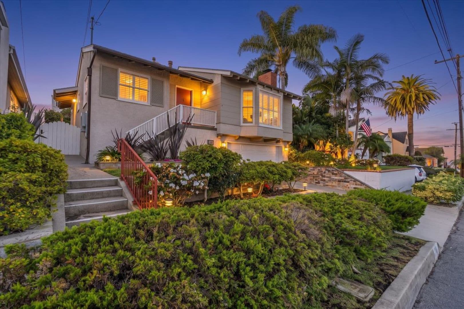 Hermosa Beach House: 1026 9th Street