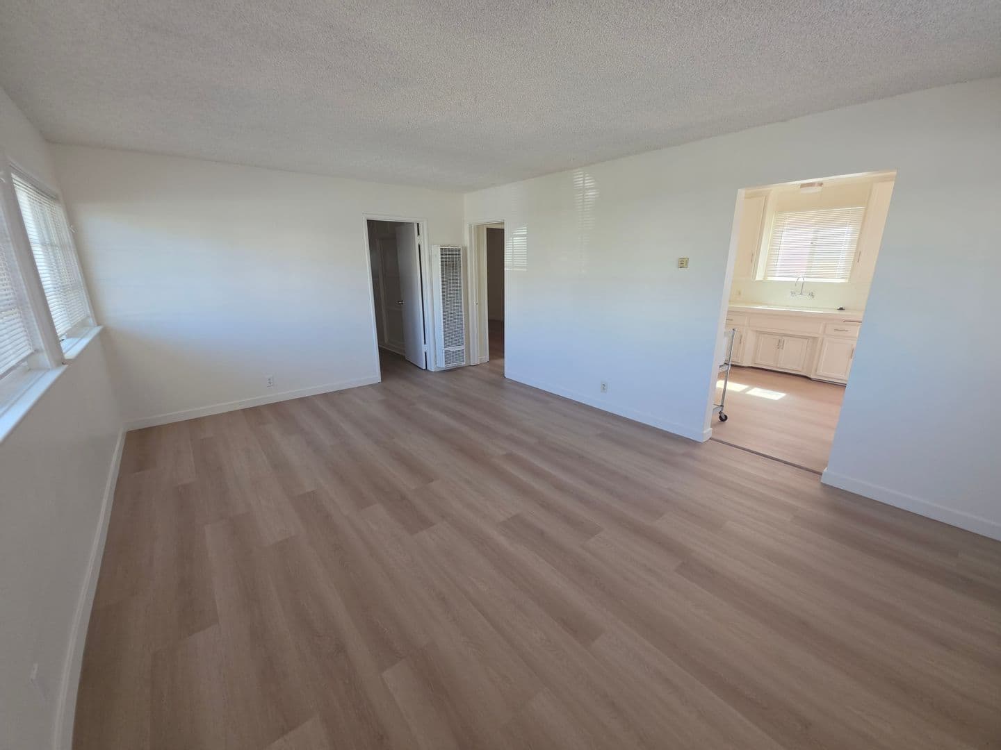 Redondo  Beach Apartment: 2016 Speyer Lane