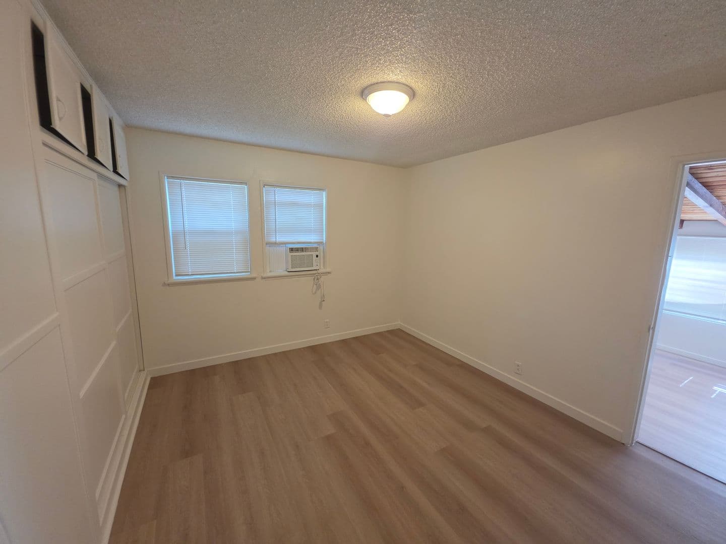 Redondo  Beach Apartment: 2016 Speyer Lane