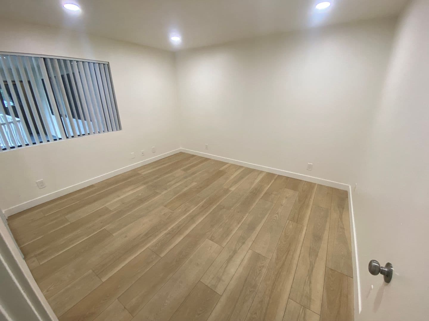 Torrance Apartment: 1652 W. 204th Street