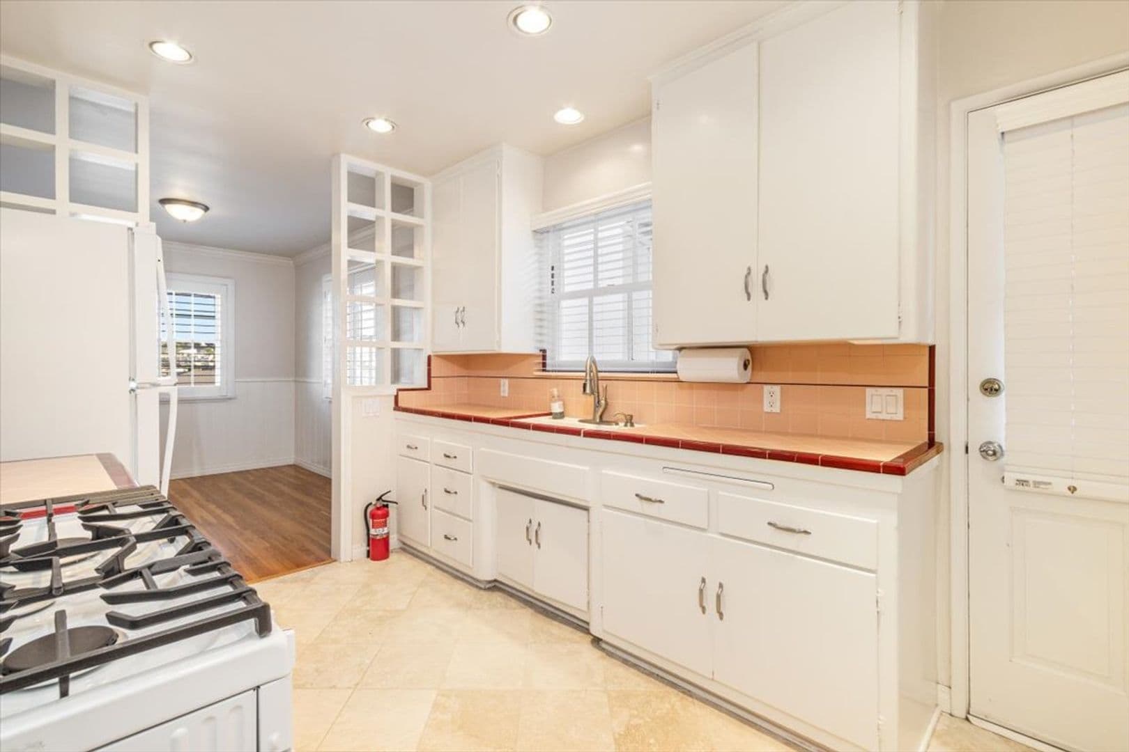Hermosa Beach House: 1026 9th Street