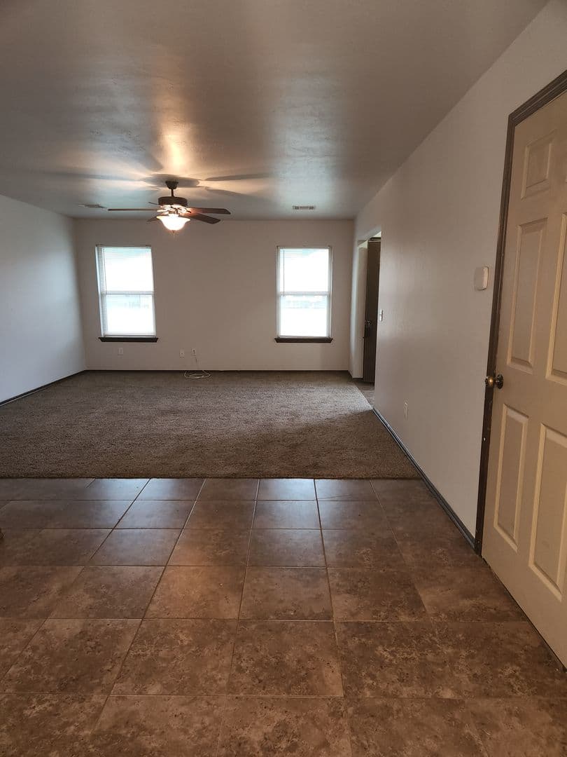 Newcastle House: 709 NE 21st Terrace