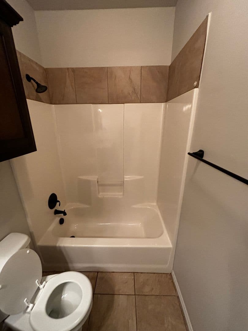 Yukon House: 1304 B Garden Gate Dr
