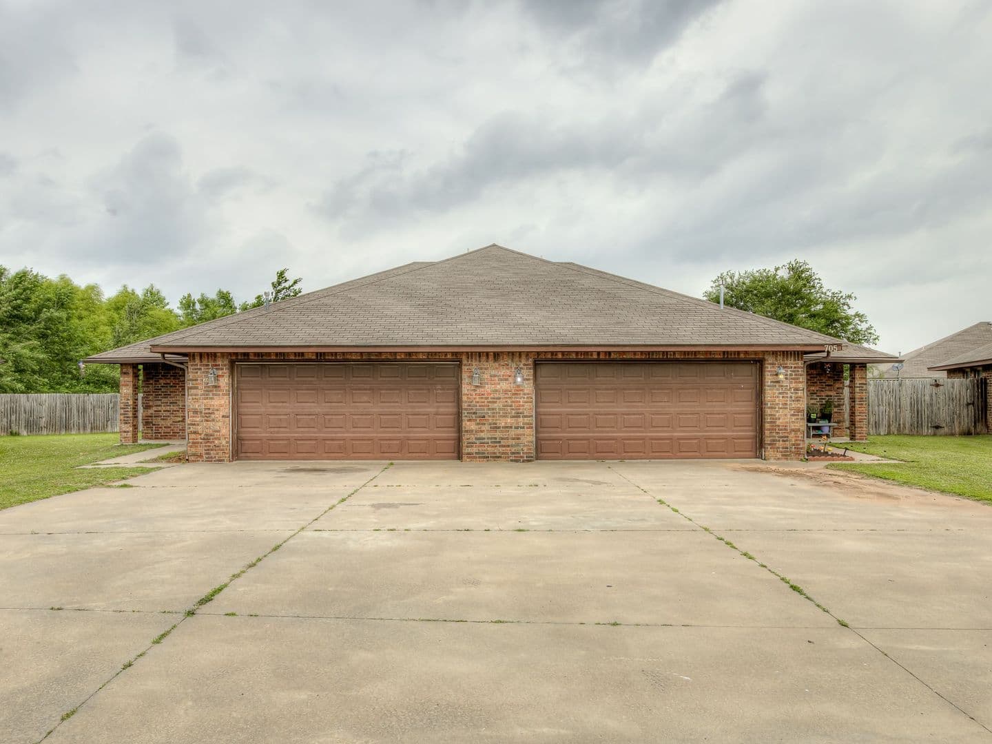 Newcastle House: 703 NE 21st Terrace