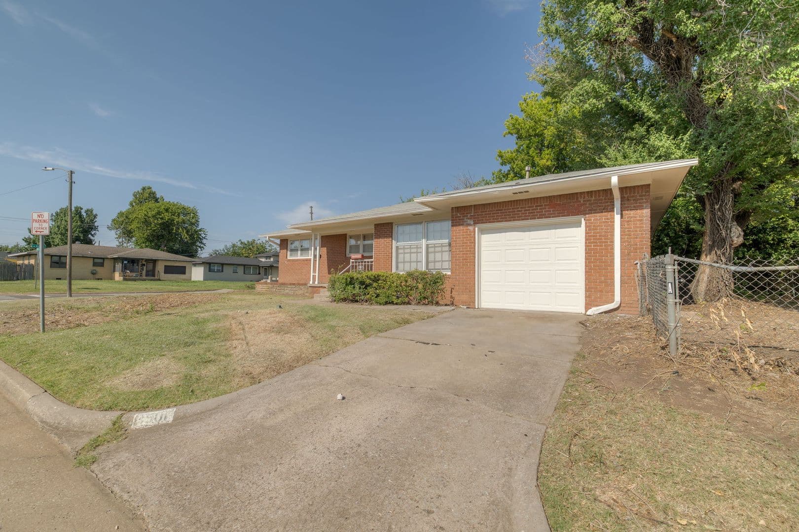 Oklahoma City House: 1501 SW 66th St