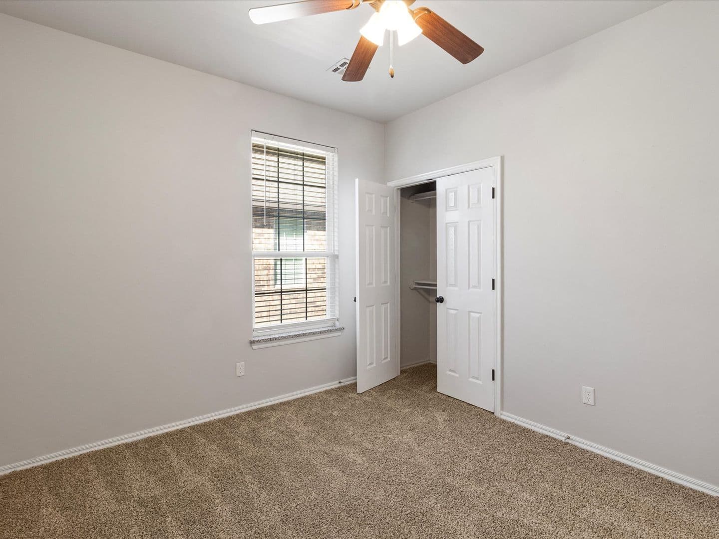El Reno House: 1835 Cypress Lane
