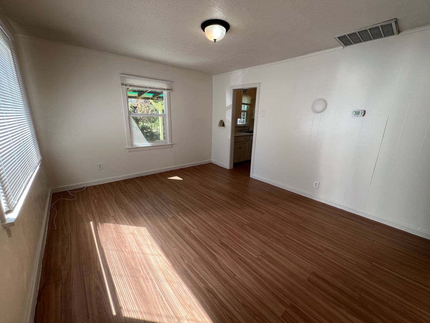 Pendleton House: 717 SW 4th St